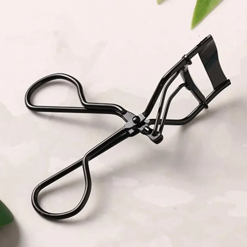 LashLuxe Eyelash Curler